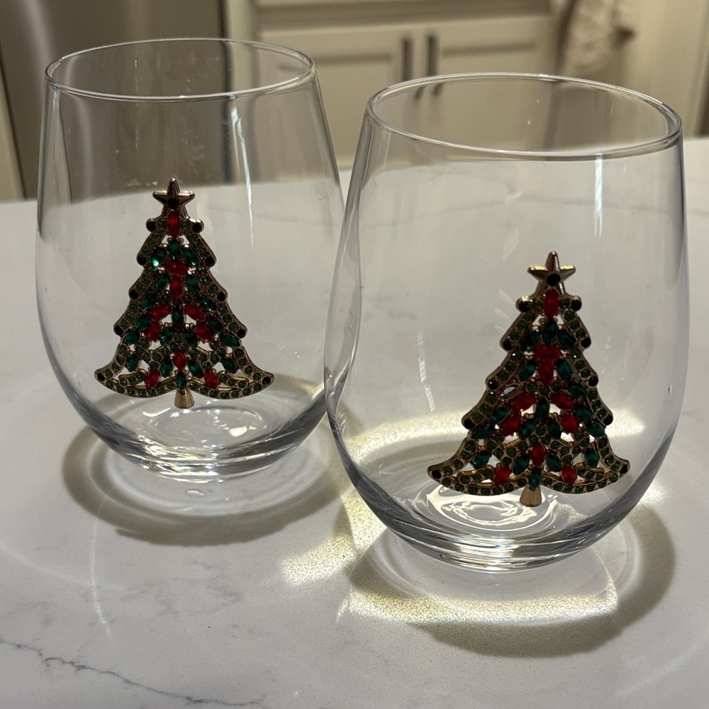 Holiday Tree Stemless Wine Glasses - Picture 2 of 4